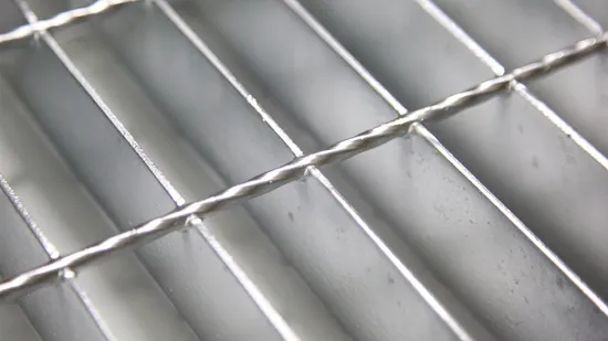 Hot Galvanized Spray Booth Floor Grate Checker Plate Steel Grating Walkway 